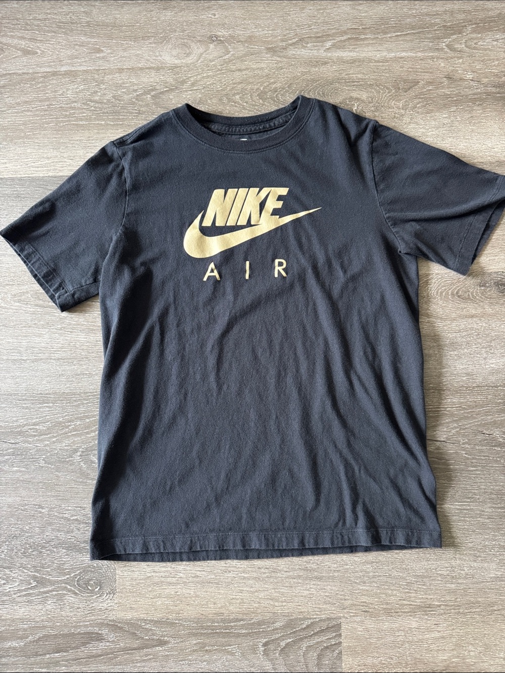 Nike Black T-Shirt with Gold Swoosh and AIR Boys size XL